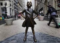 Fearless Girl Statue